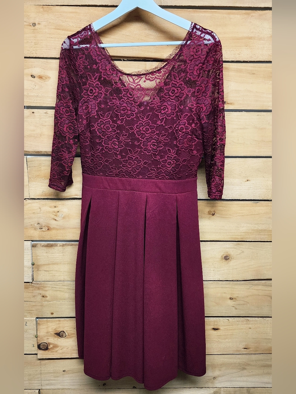 BBX Lephst Women's Burgundy Lace A-Line Dress Sz MD 3/4 Sleeve Pleats